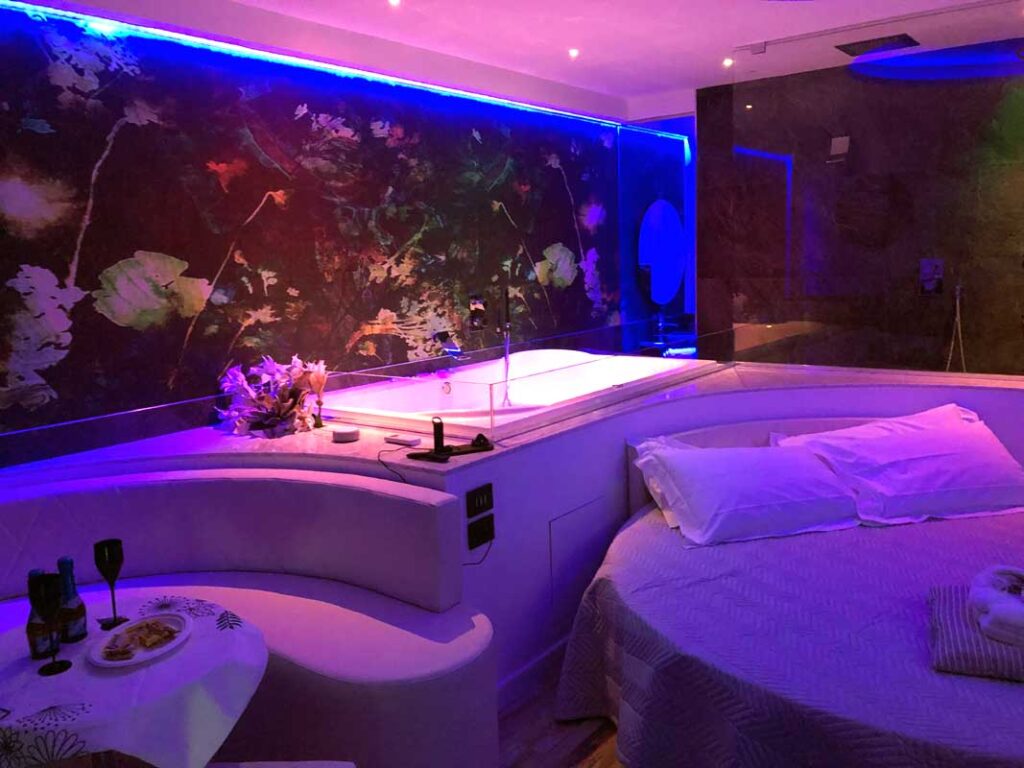 Pernottamento e Apericena in Luxury Suite Superior