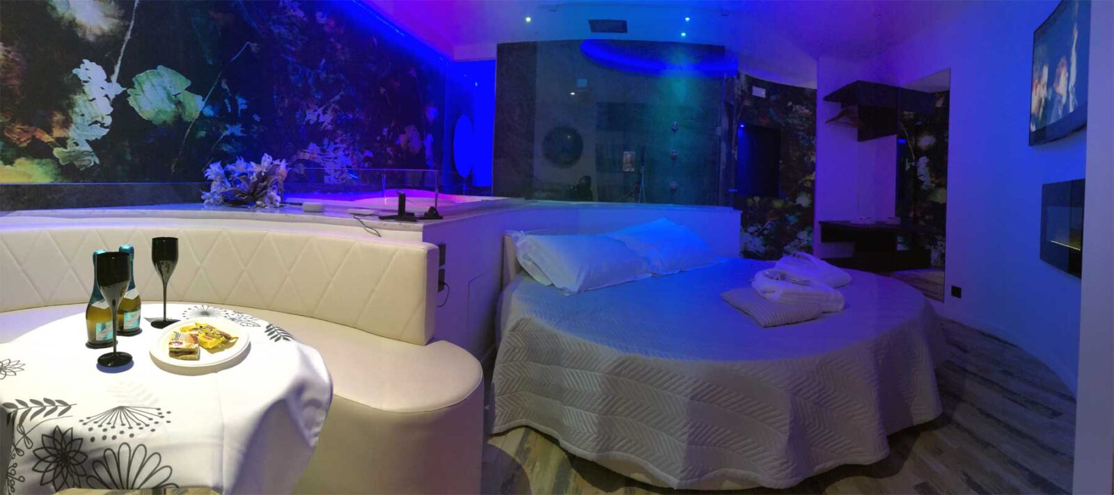 Panoramica Luxury Superior completa — SPA Suite Assisi Superior